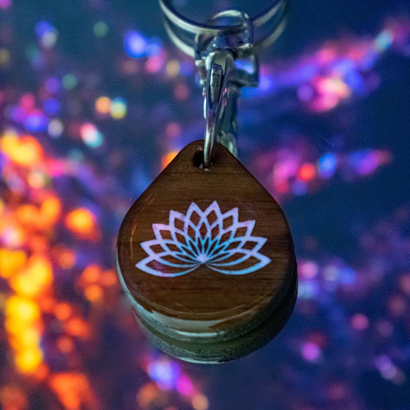 Schlüsselanhänger leuchtend heiliger Lotus